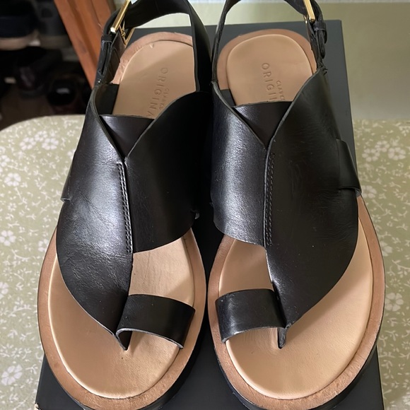 Clarks sandals - Picture 1 of 4